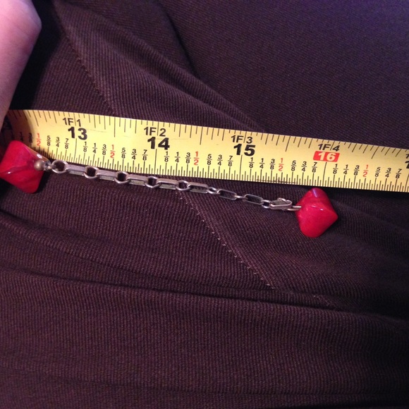 Stunning Cherry Red Swirl Bakelite Necklace - Picture 4 of 10